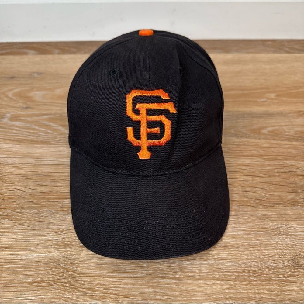 NWOT Fan Favorite San Francisco Giants Adjustable Cap Hat